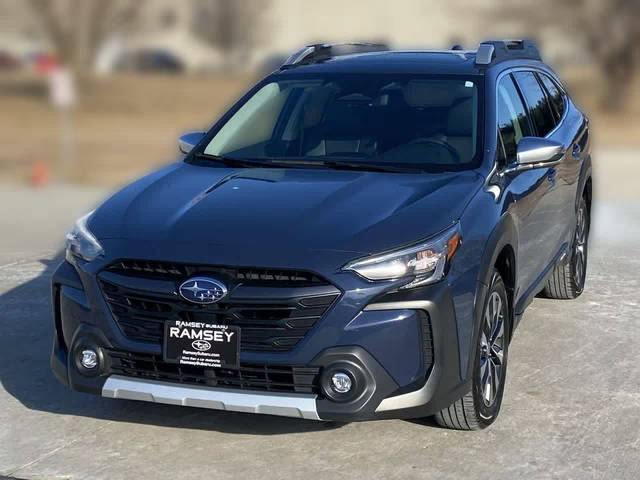 2023 Subaru Outback Touring XT AWD photo