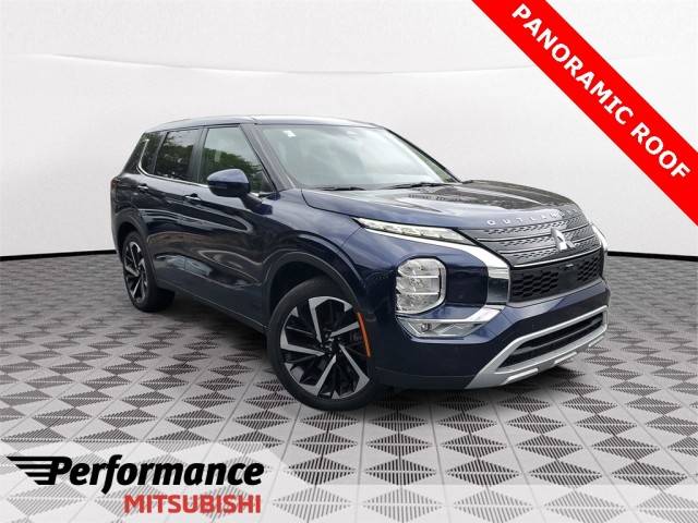 2023 Mitsubishi Outlander SE Black Edition FWD photo