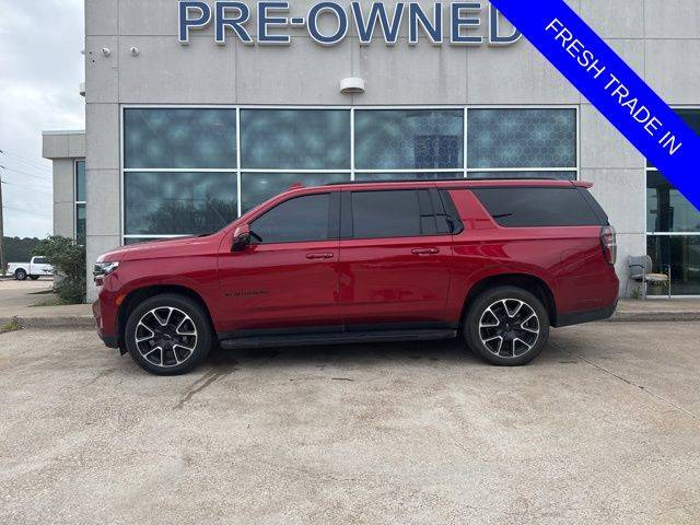 2023 Chevrolet Suburban RST 4WD photo