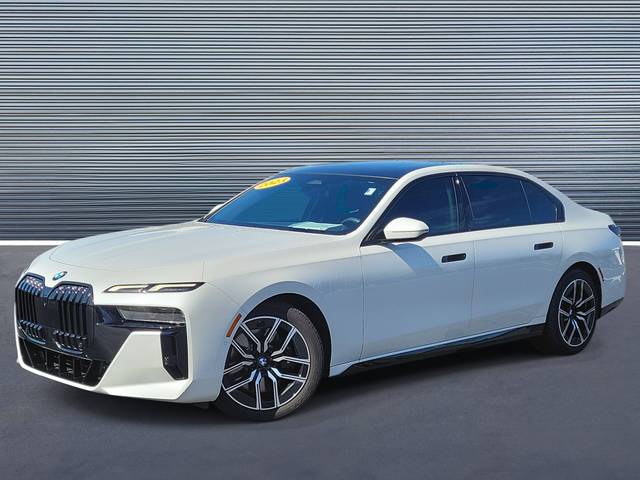 2023 BMW 7 Series 740i RWD photo