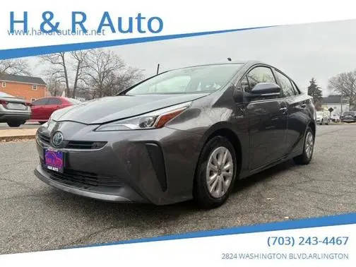 2022 Toyota Prius LE FWD photo