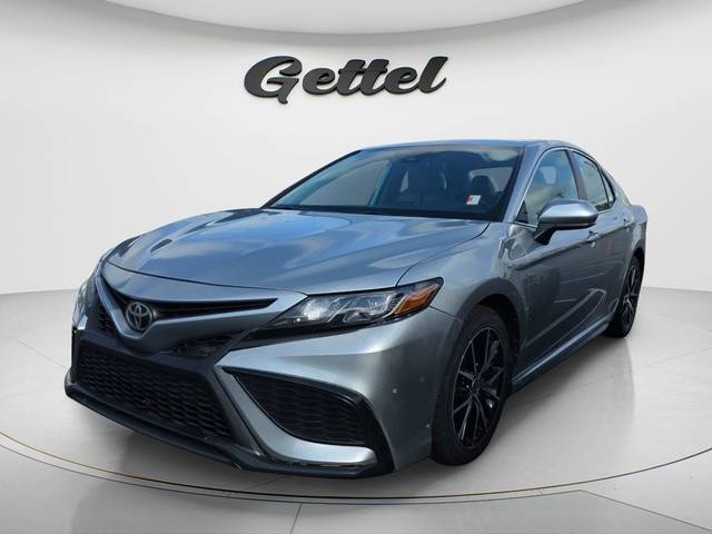 2021 Toyota Camry SE FWD photo