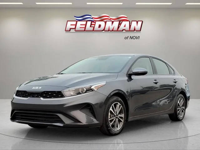 2023 Kia Forte LXS FWD photo