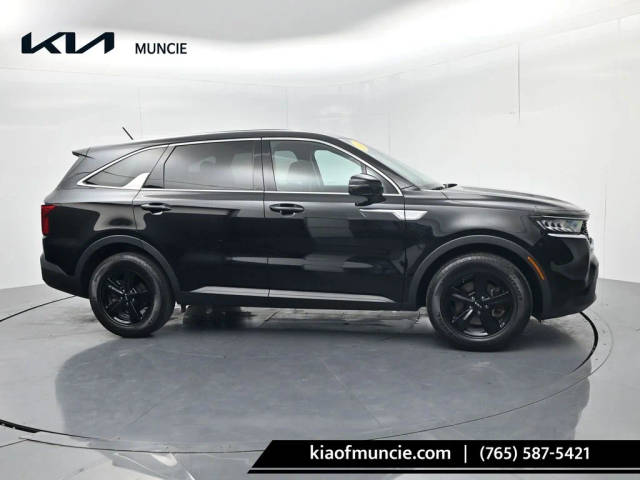 2023 Kia Sorento LX FWD photo