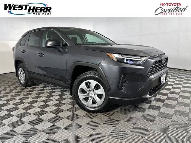 2023 Toyota RAV4 LE AWD photo