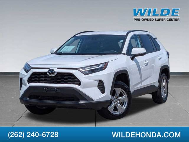 2023 Toyota RAV4 XLE AWD photo