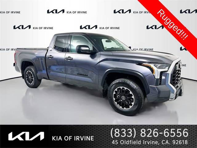 2023 Toyota Tundra SR5 4WD photo