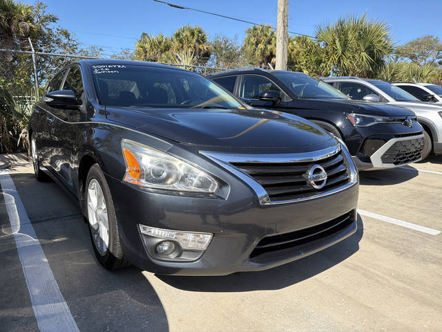 2015 Nissan Altima 2.5 SV FWD photo