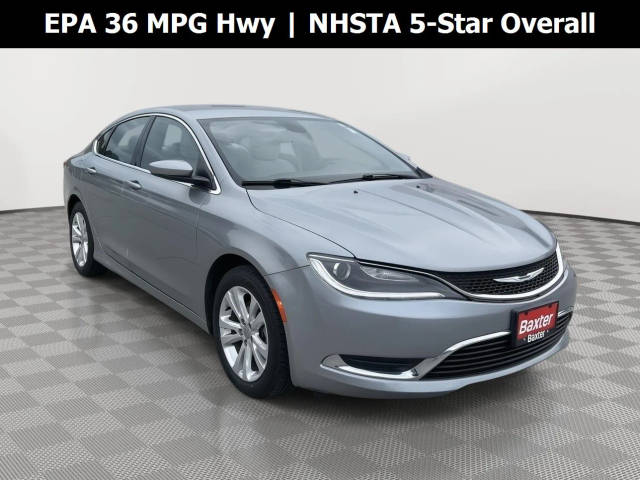 2016 Chrysler 200 Limited FWD photo