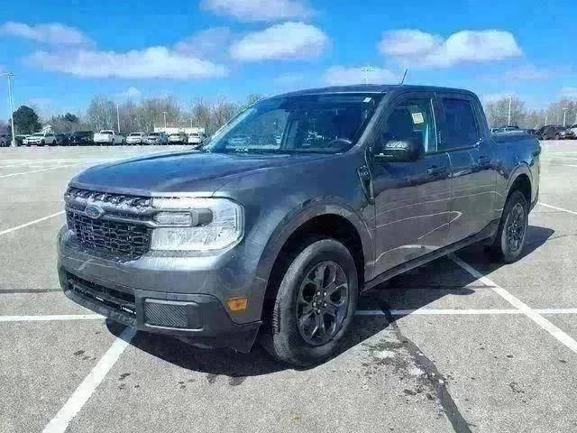 2023 Ford Maverick XLT AWD photo