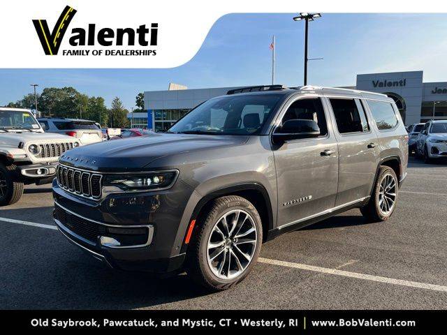 2023 Jeep Wagoneer Series III 4WD photo