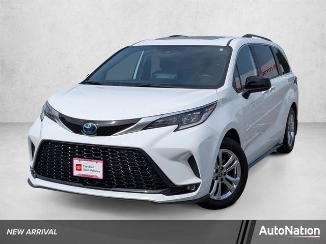 2023 Toyota Sienna XSE AWD photo