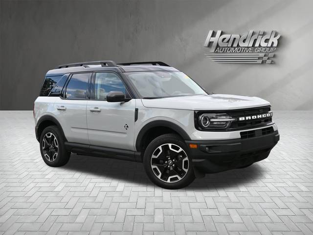 2023 Ford Bronco Sport Outer Banks 4WD photo