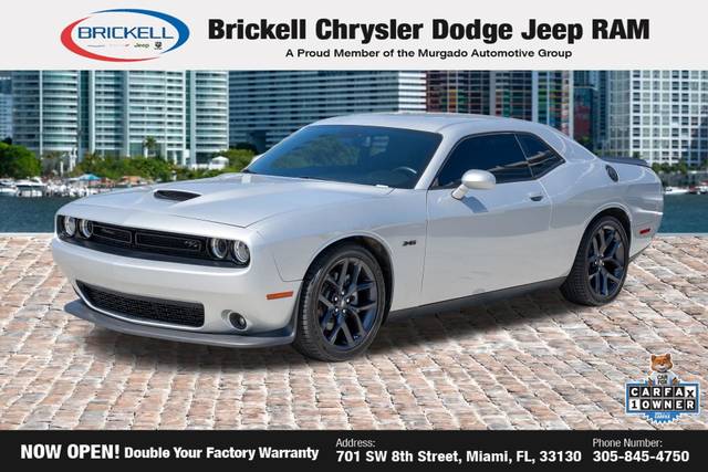 2023 Dodge Challenger R/T RWD photo