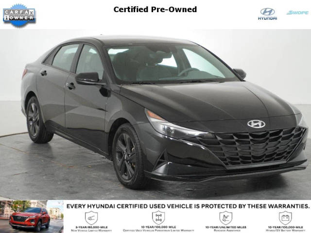 2023 Hyundai Elantra SEL FWD photo