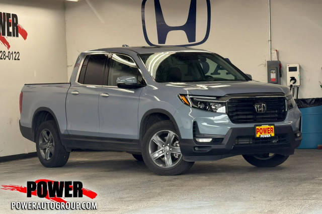 2023 Honda Ridgeline RTL-E AWD photo