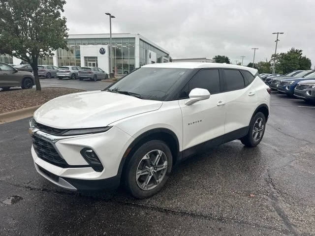 2023 Chevrolet Blazer LT FWD photo