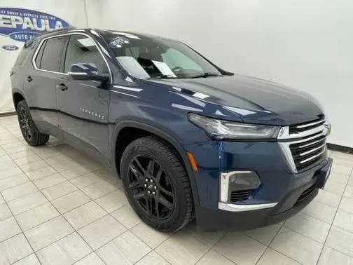 2023 Chevrolet Traverse LT Cloth AWD photo