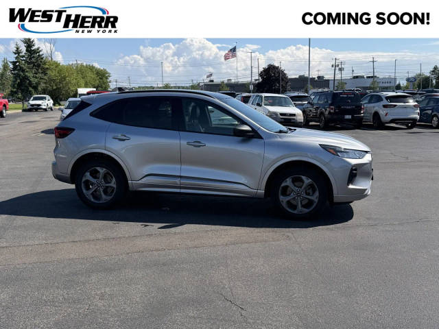 2023 Ford Escape ST-Line AWD photo