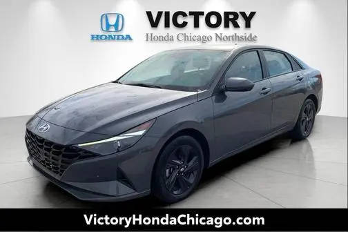 2023 Hyundai Elantra SEL FWD photo