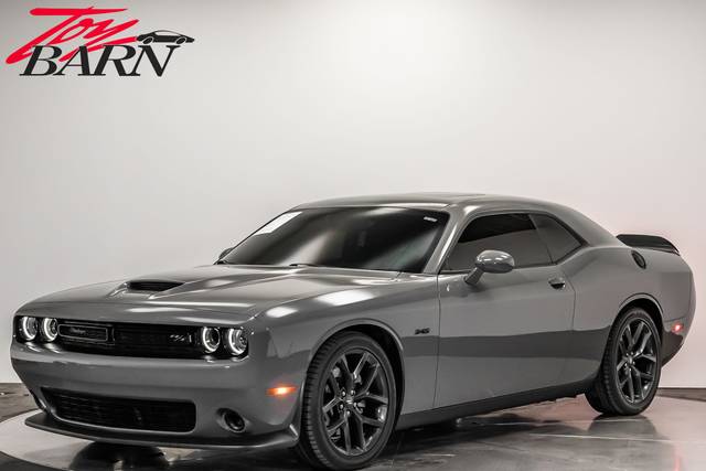 2023 Dodge Challenger R/T RWD photo