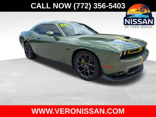 2023 Dodge Challenger R/T RWD photo
