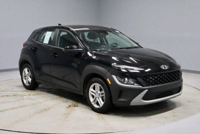 2023 Hyundai Kona SE FWD photo