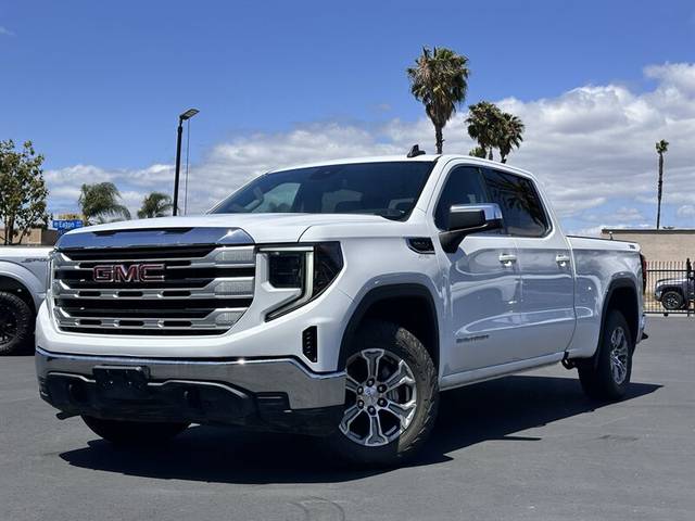 2023 GMC Sierra 1500 SLE 4WD photo