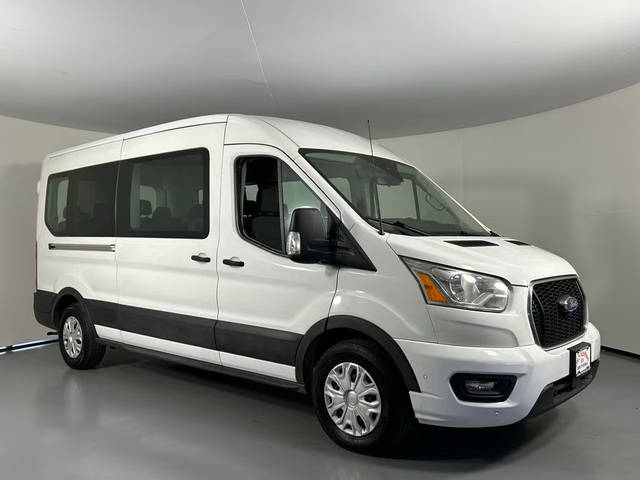 2021 Ford Transit Passenger Wagon XLT RWD photo