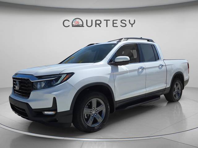 2023 Honda Ridgeline RTL-E AWD photo