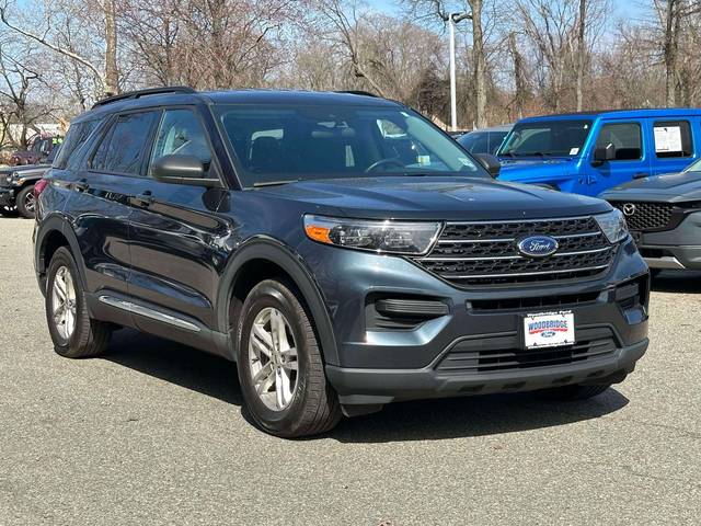 2023 Ford Explorer XLT 4WD photo