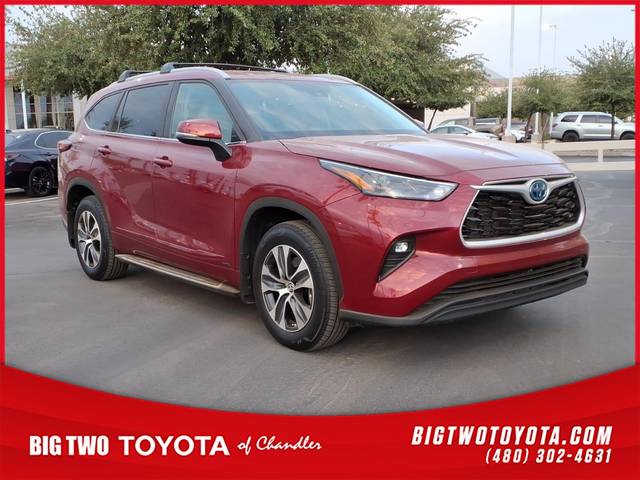 2023 Toyota Highlander Hybrid XLE AWD photo