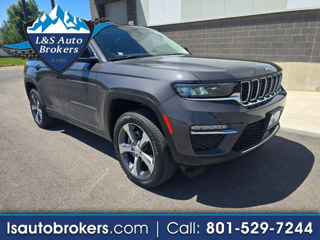 2023 Jeep Grand Cherokee 4WD photo