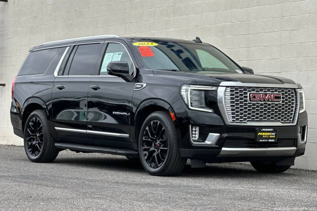 2023 GMC Yukon XL Denali 4WD photo