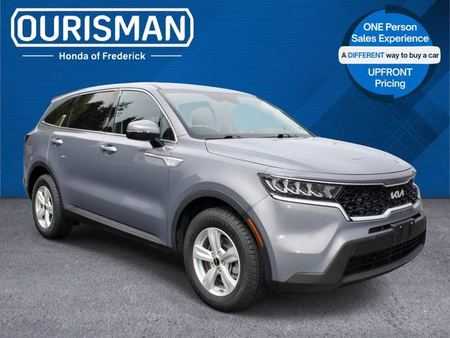 2022 Kia Sorento LX FWD photo