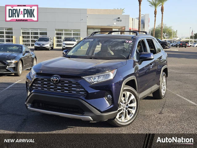 2019 Toyota RAV4 Limited FWD photo