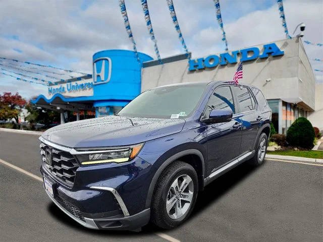 2023 Honda Pilot EX-L 7 Passenger AWD photo