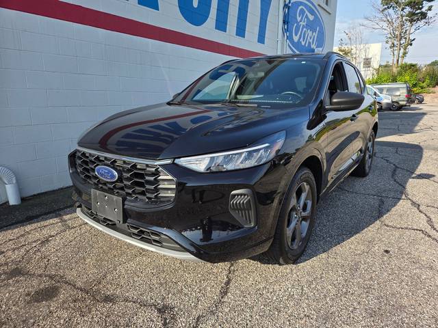 2023 Ford Escape ST-Line AWD photo