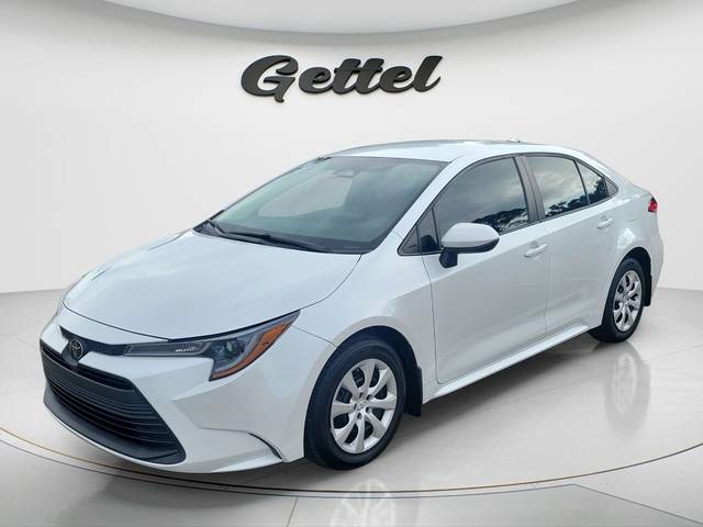 2023 Toyota Corolla LE FWD photo