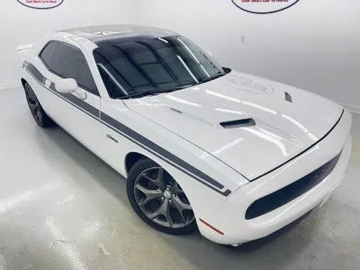 2015 Dodge Challenger R/T Plus RWD photo