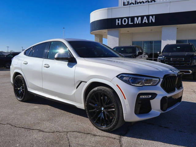 2021 BMW X6 M50i AWD photo