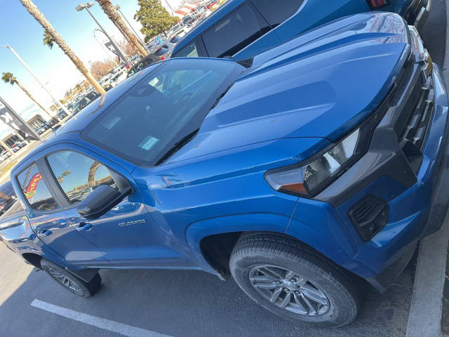 2023 Chevrolet Colorado 2WD LT RWD photo