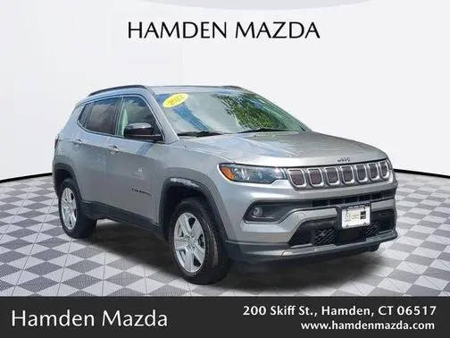 2022 Jeep Compass Latitude 4WD photo