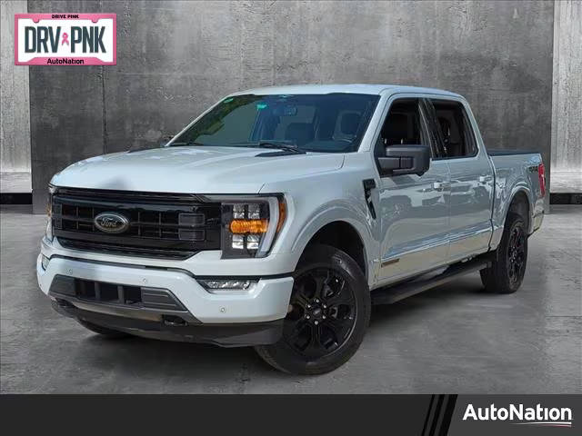 2023 Ford F-150 XLT 4WD photo