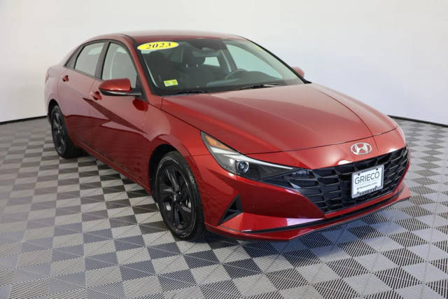 2023 Hyundai Elantra Blue FWD photo