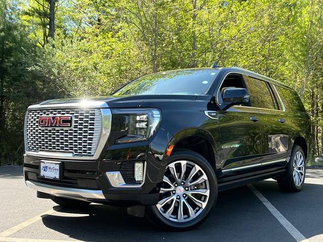 2023 GMC Yukon XL Denali 4WD photo