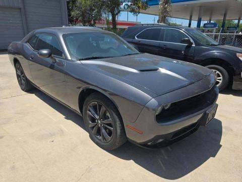 2023 Dodge Challenger SXT AWD photo