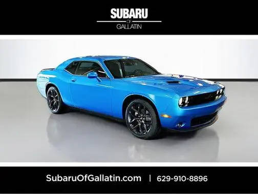 2023 Dodge Challenger SXT RWD photo
