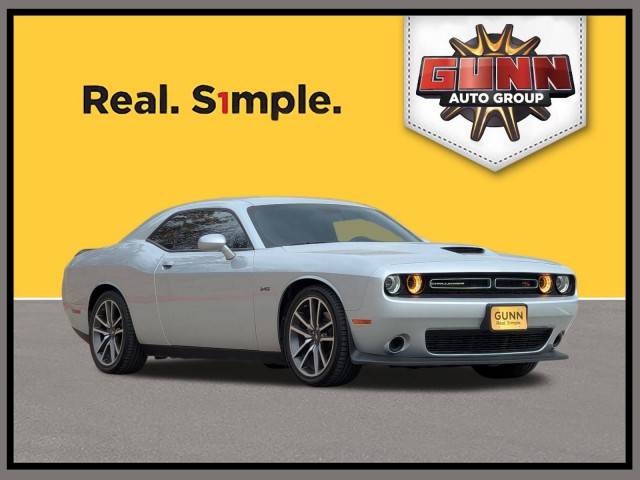 2023 Dodge Challenger R/T RWD photo