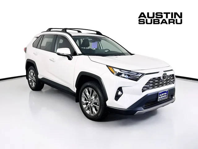 2023 Toyota RAV4 Limited FWD photo